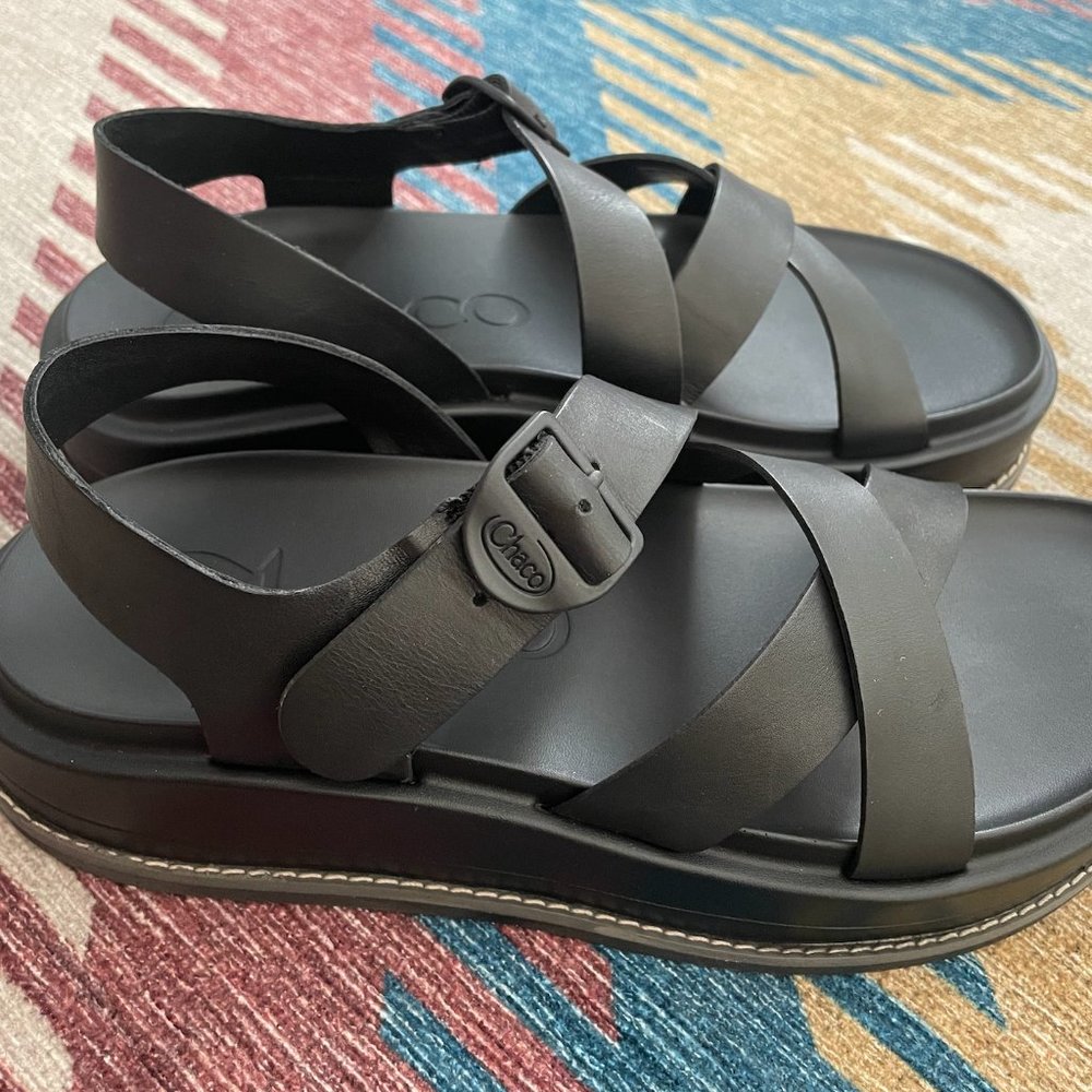 Chaco Townes Midform Sandal, Black Leather, Size 9